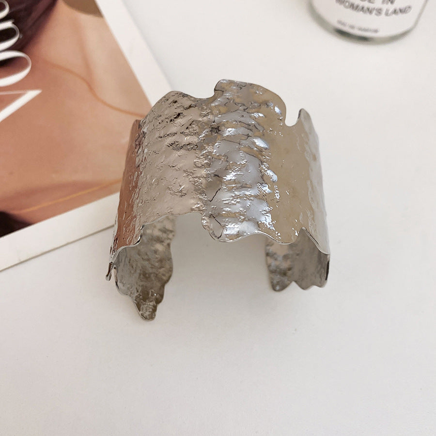 歐美跨境金屬褶皺不規則圓形開口手鐲輕奢高級感手環巨好看手飾女