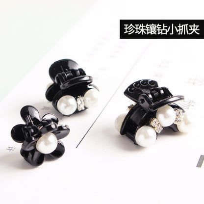 珍珠蝴蝶結誇張鯊魚夾－商品主圖｜https://igowo.tw/