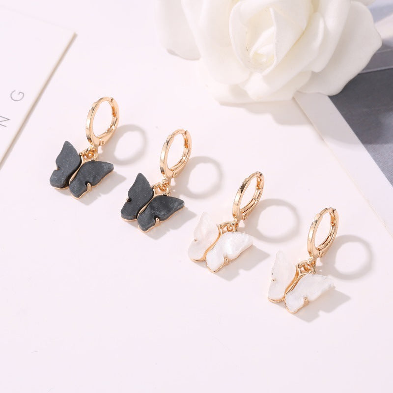 彩色壓克力蝴蝶耳環－細節特寫2｜https://igowo.tw/
