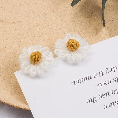 S925彩色絨面雛菊編織耳環