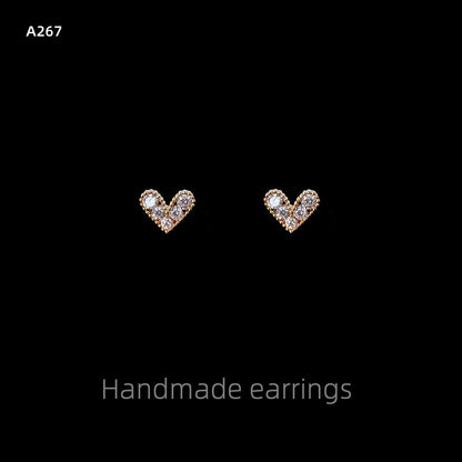 金色鋯石愛心微鑲耳釘
