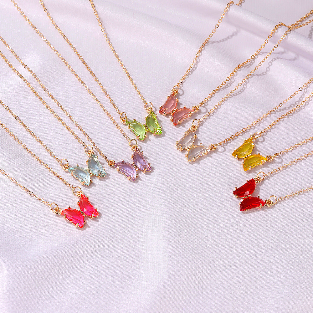 水晶玻璃蝴蝶項鍊－商品主圖｜https://igowo.tw/
