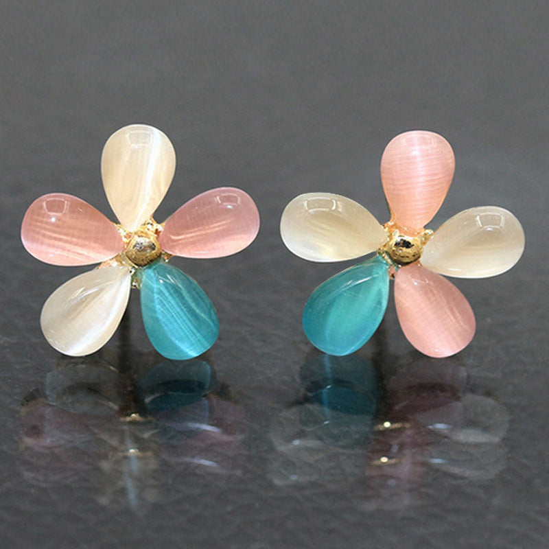 貓眼石花朵耳釘－商品主圖｜https://igowo.tw/