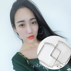 方形圓圈垂墜耳環－商品主圖｜https://igowo.tw/