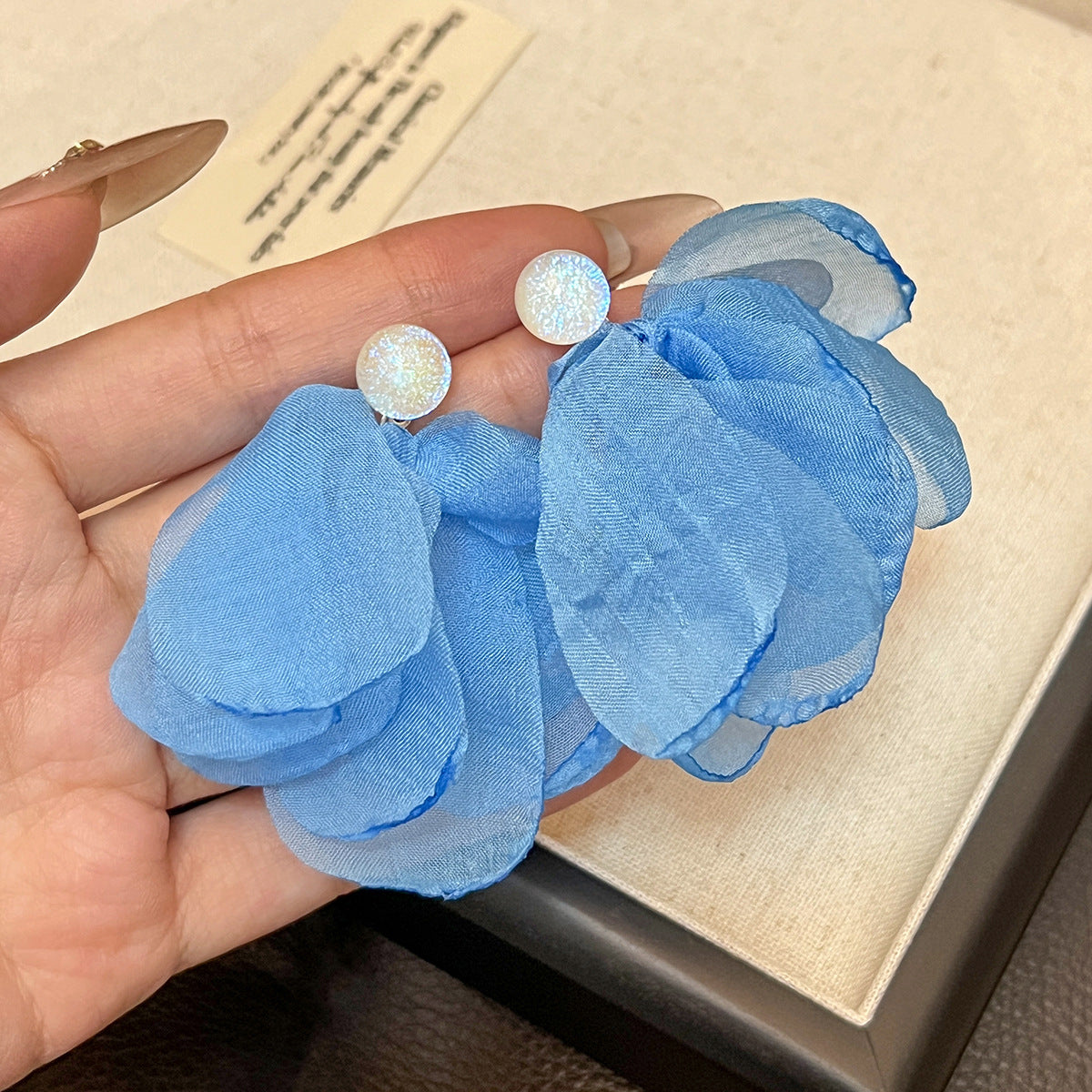 繽紛銀針圓珠流蘇耳環