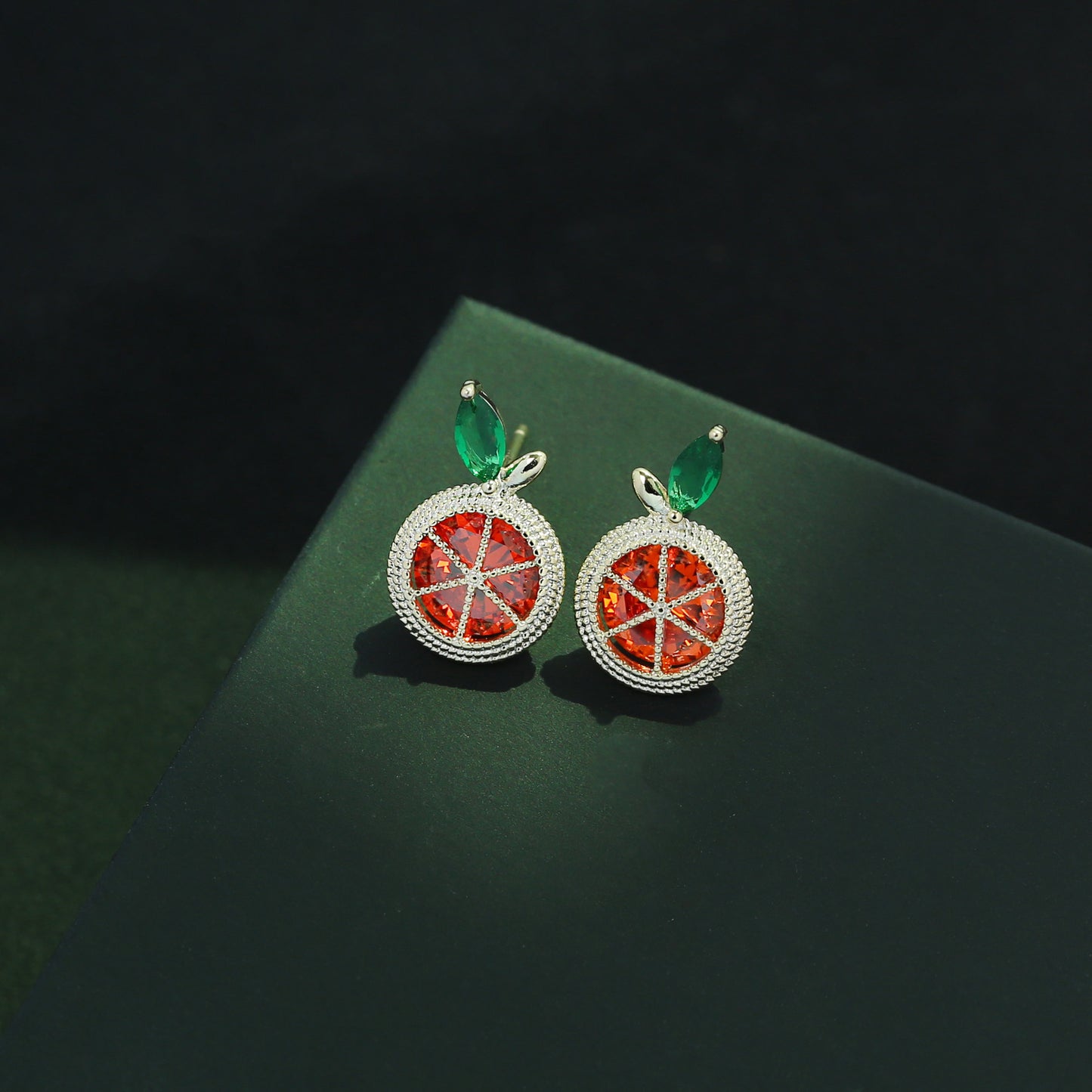 S925鋯石檸檬微鑲耳環－紅色款實拍｜https://igowo.tw/
