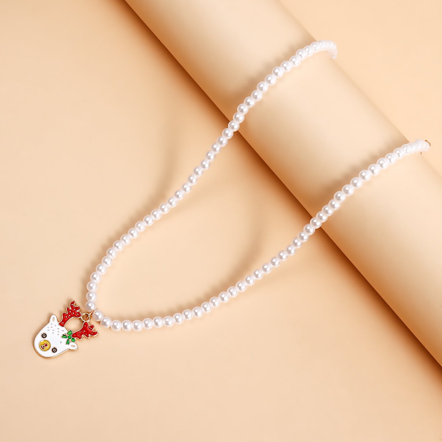 珍珠琺瑯雪花鈴鐺項鍊－第二視角實拍｜https://igowo.tw/