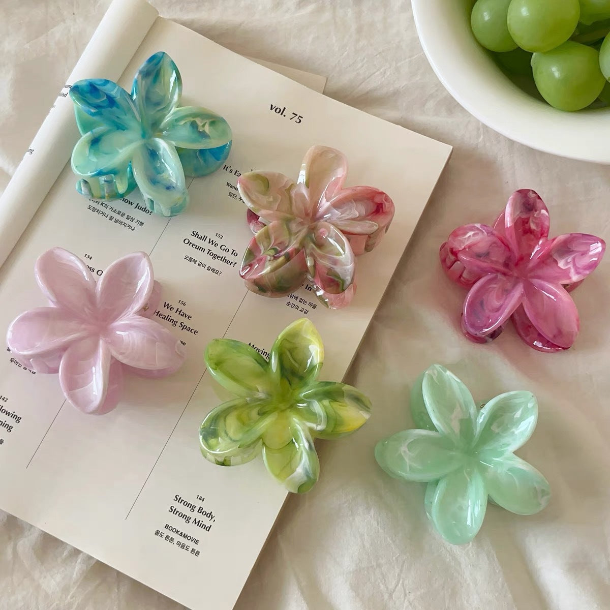 繽紛花朵鯊魚夾－商品主圖｜https://igowo.tw/