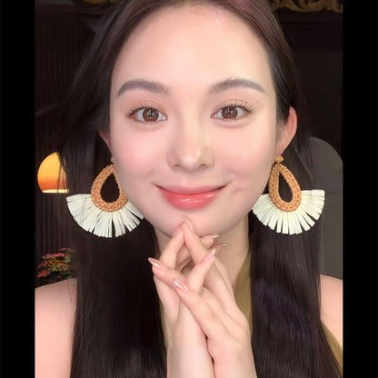 度假風水滴拉菲草耳環小清新時尚簡約百搭耳釘設計感小眾耳飾批發