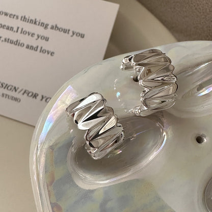 S925銀韓版小眾設計感折射面個性耳環韓國簡約時尚個性ISN風耳飾