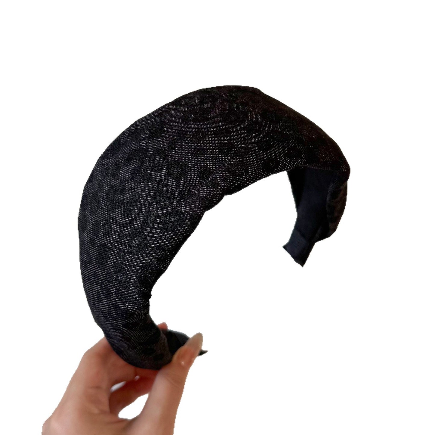布面豹紋寬版復古髮箍－細節特寫3｜https://igowo.tw/