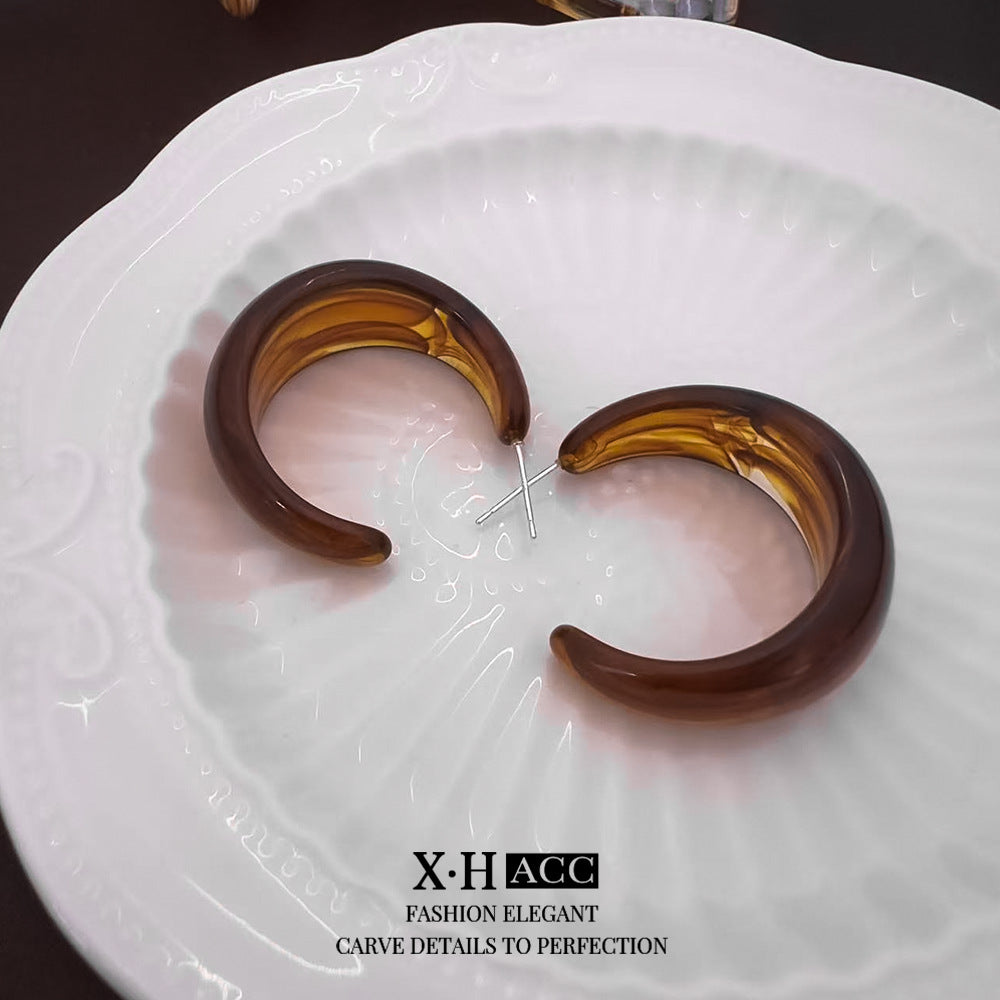 棕色C形素圈復古耳釘