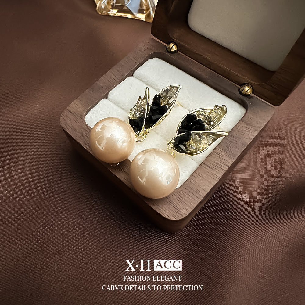 漸層水晶珍珠樹葉耳環－第二視角實拍｜https://igowo.tw/