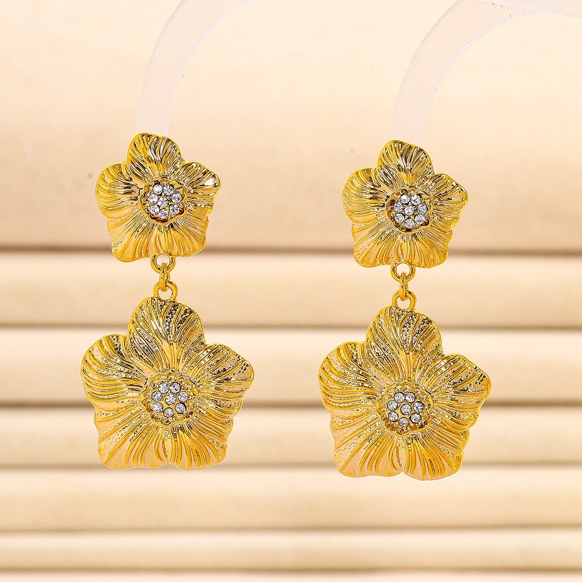 S925花朵誇張復古耳環－商品主圖｜https://igowo.tw/