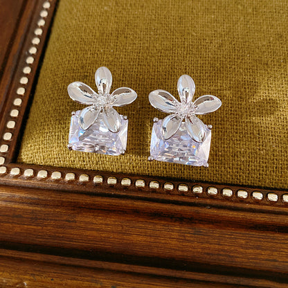 金色鋯石花朵電鍍耳釘
