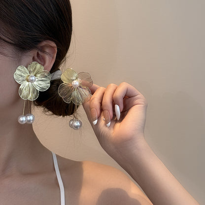 銀杏葉花朵流蘇耳釘－/銀色款實拍｜https://igowo.tw/