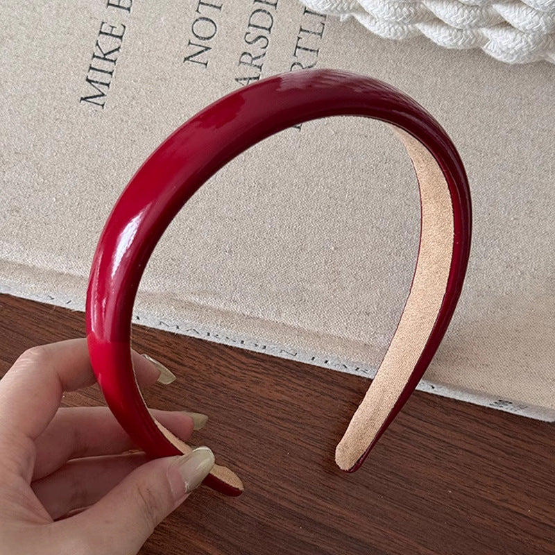 紅色皮革復古簡約髮箍－咖色款細節｜https://igowo.tw/