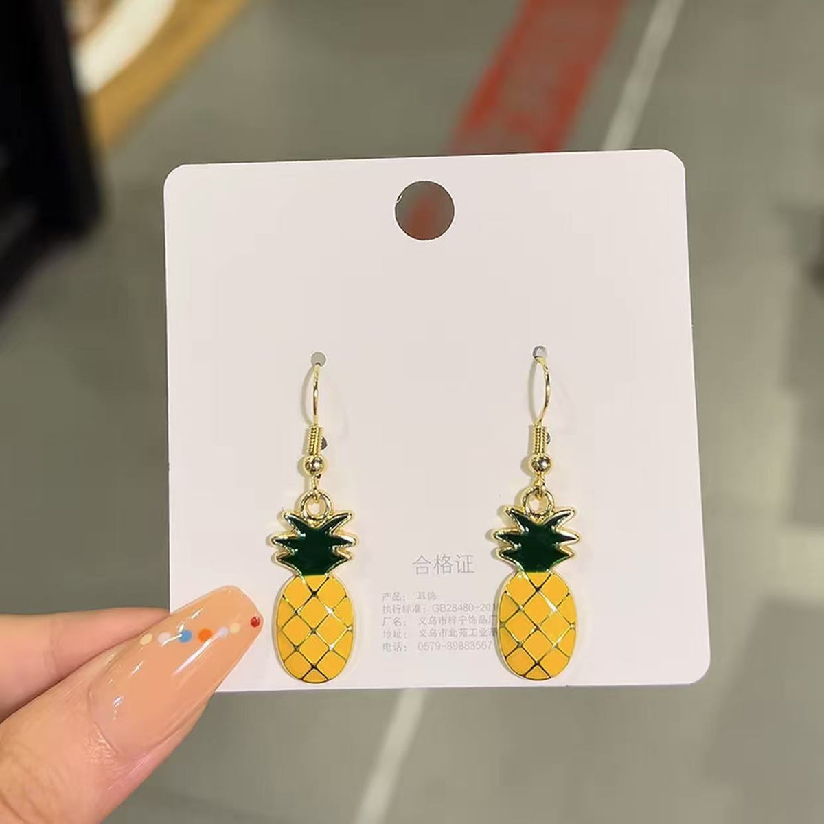 愛心簡約耳環－細節特寫70｜https://igowo.tw/