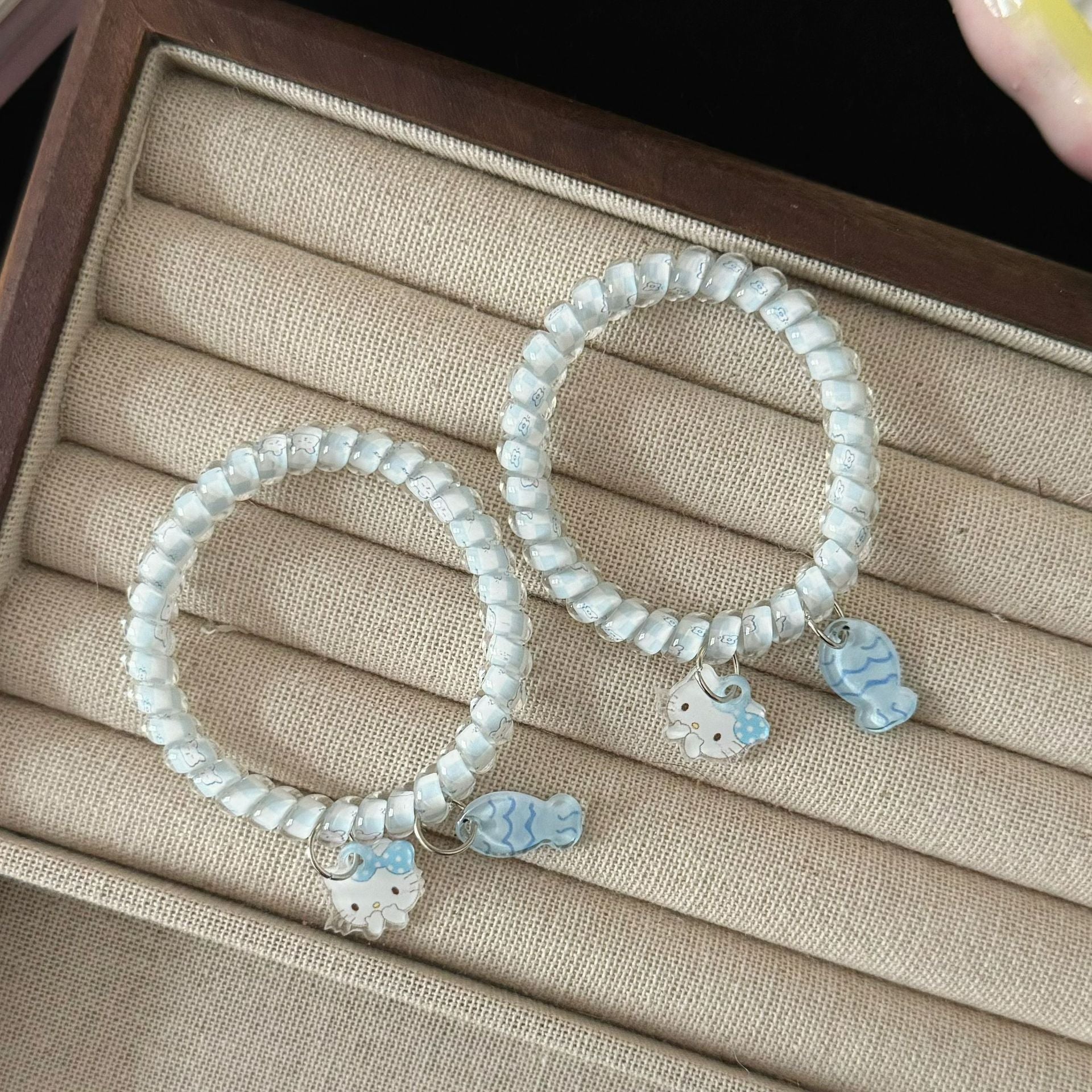 藍色貓咪髮圈－商品主圖｜https://igowo.tw/