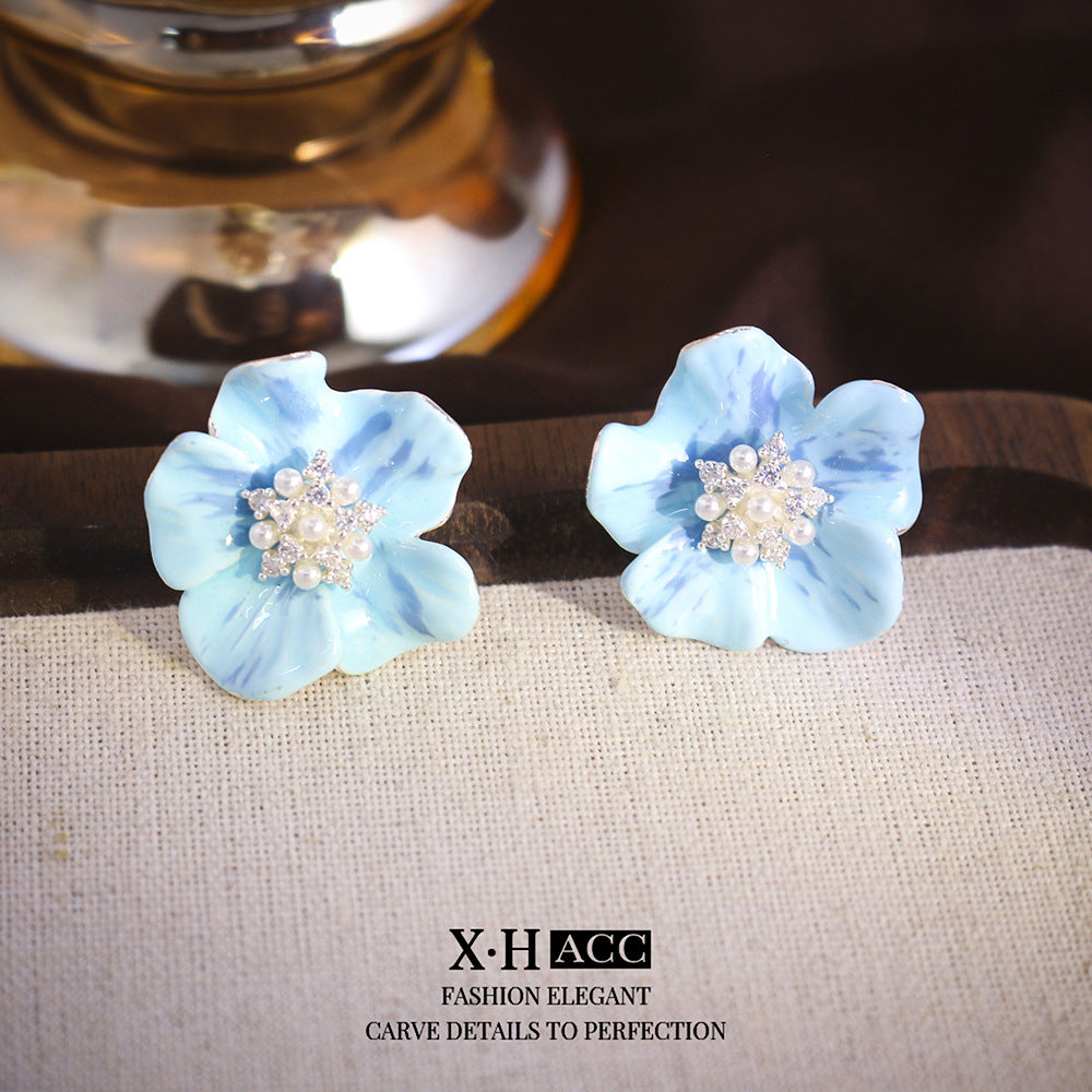彩色琺瑯山茶花耳釘－商品主圖｜https://igowo.tw/