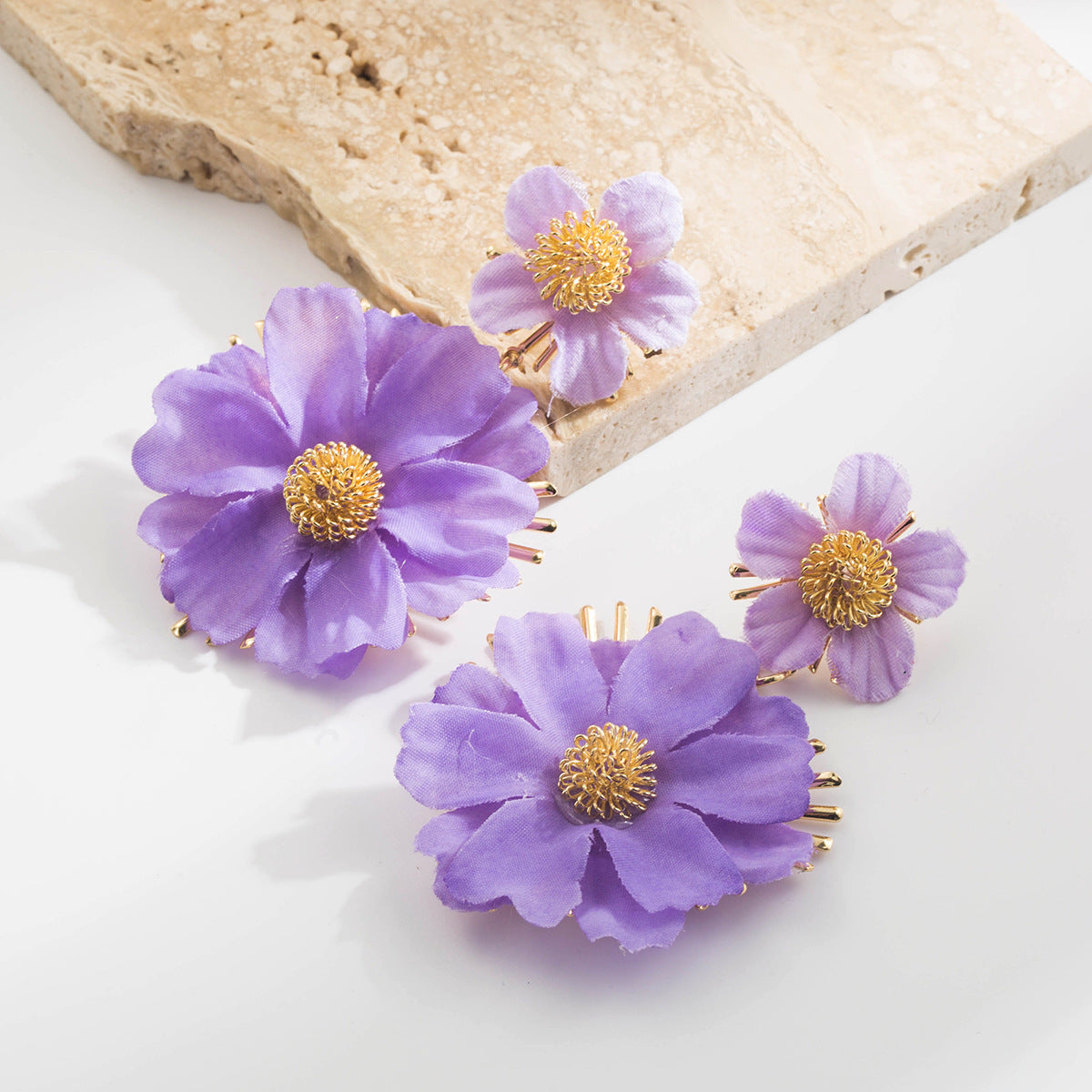 繽紛花朵垂墜耳環－粉色款細節2｜https://igowo.tw/