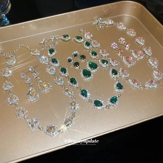 水滴鑲鑽項鍊耳環組－商品主圖｜https://igowo.tw/