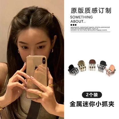 金屬小巧鯊魚夾－商品主圖｜https://igowo.tw/