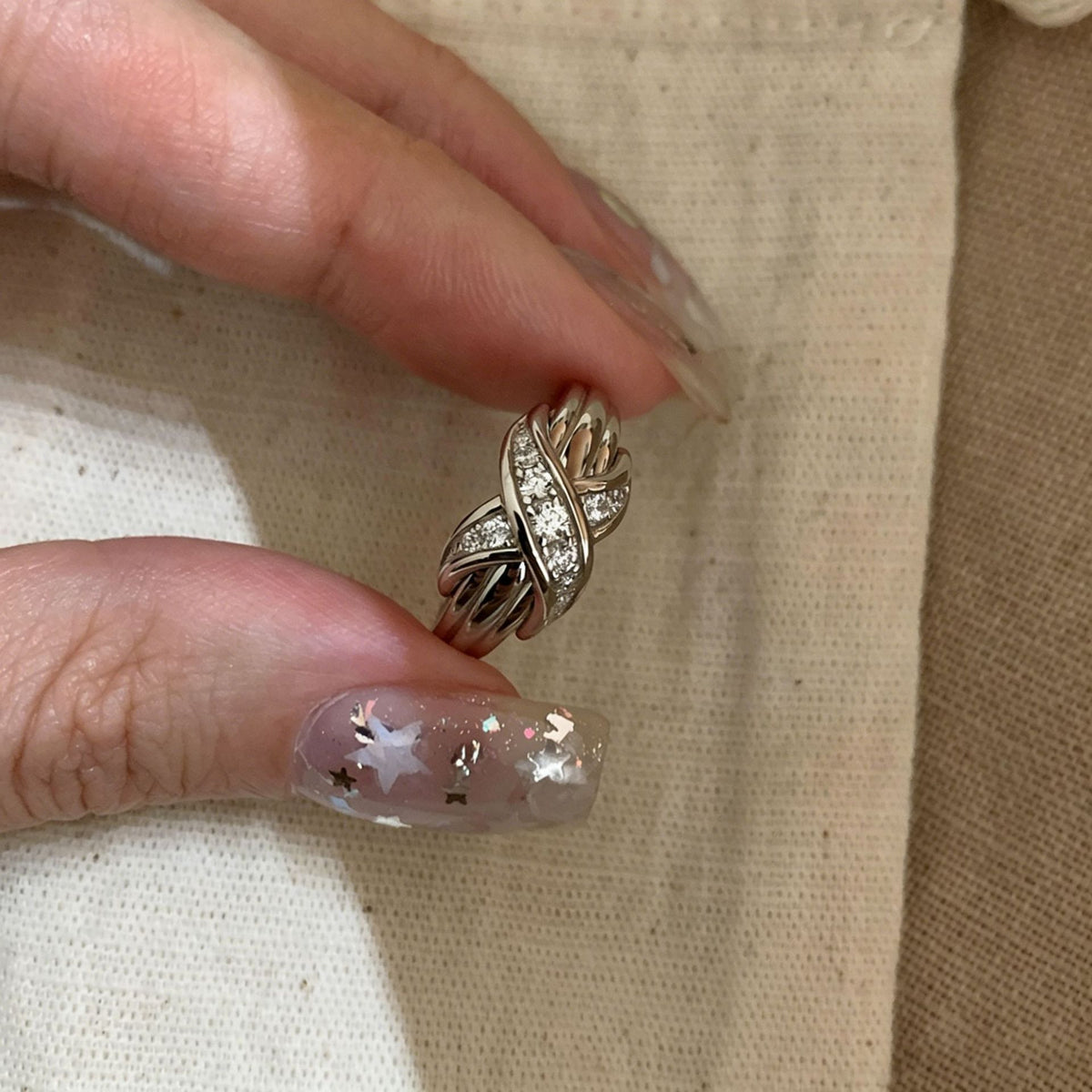 交叉鑲鑽簡約戒指