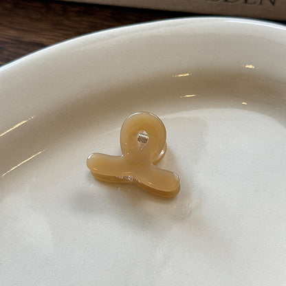 醋酸板材鯊魚夾－咖色款細節｜https://igowo.tw/