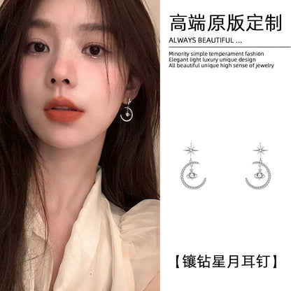 鋯石銀針星星鑲鑽耳釘－商品主圖｜https://igowo.tw/