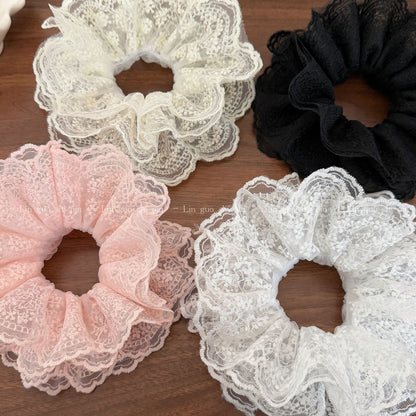 網紗大腸圈刺繡髮圈－淡黃款細節｜https://igowo.tw/