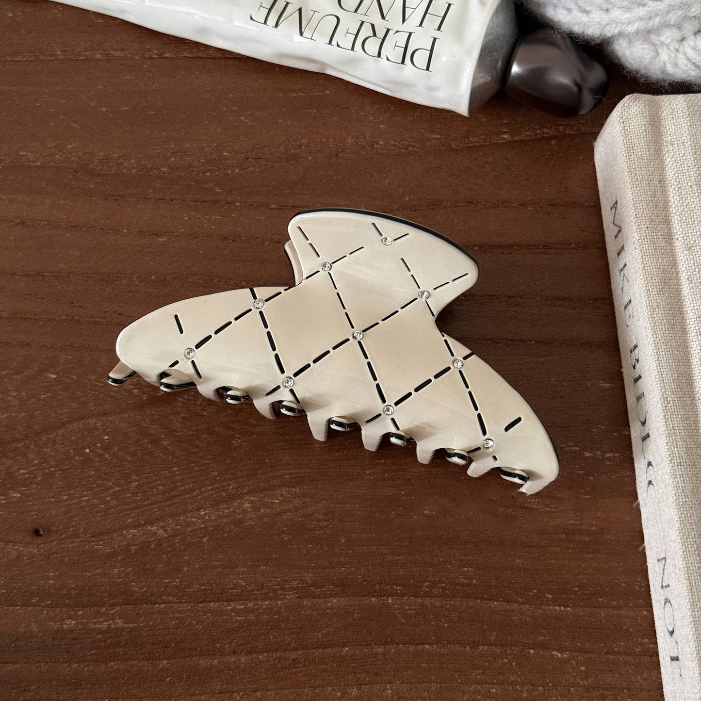 簡約經典鯊魚夾