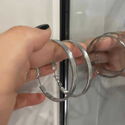 銀針秋冬跨境金屬耳環耳釘小眾時尚冷淡風耳圈百搭輕奢高級感耳飾