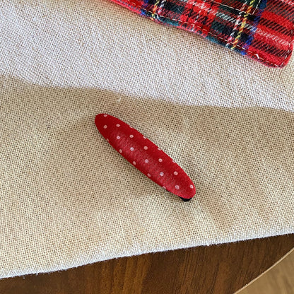 紅色布面波點復古髮夾－無痕款細節｜https://igowo.tw/