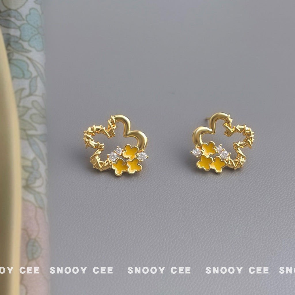 琺瑯鋯石花朵簡約耳釘－商品主圖｜https://igowo.tw/