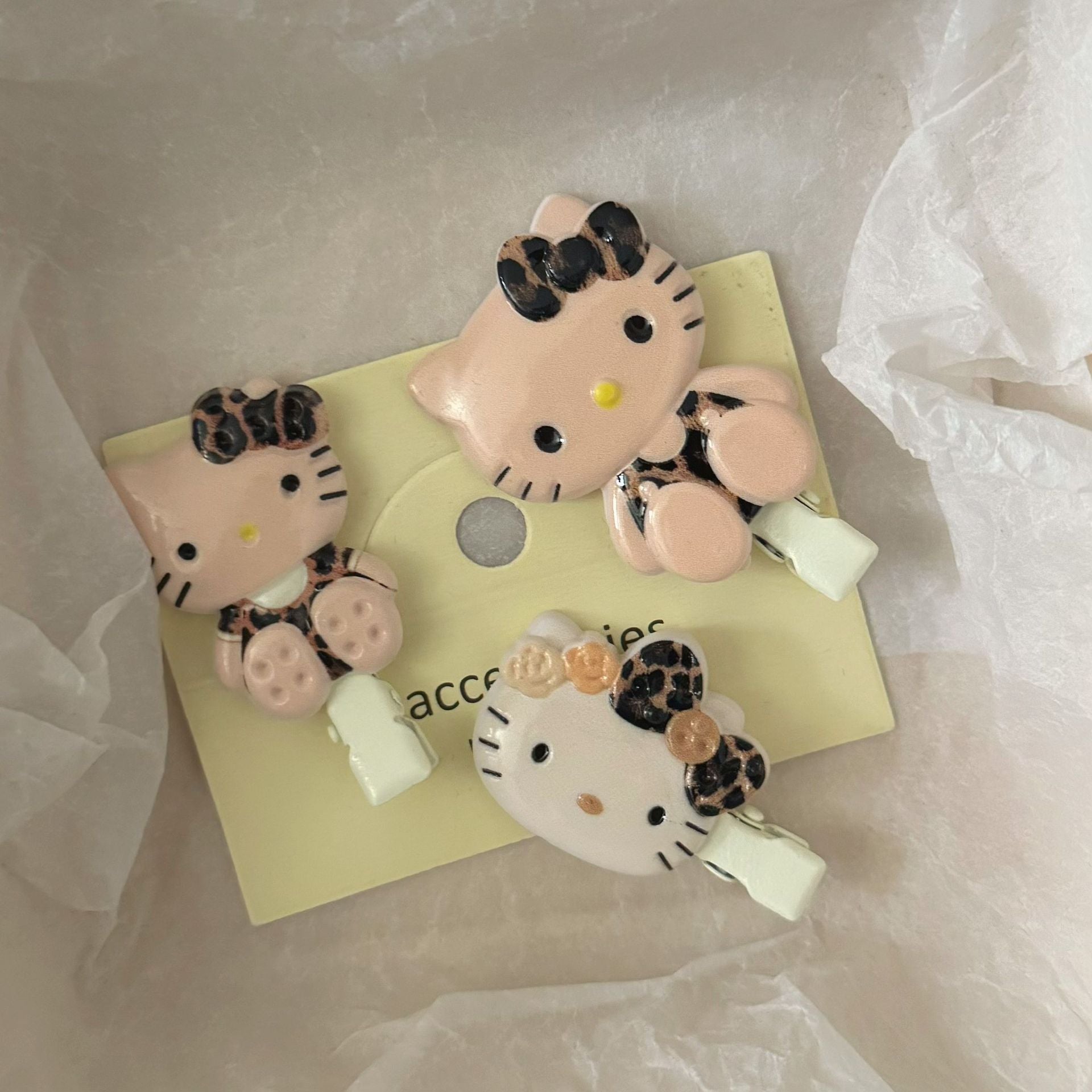 棕色貓咪髮夾－商品主圖｜https://igowo.tw/