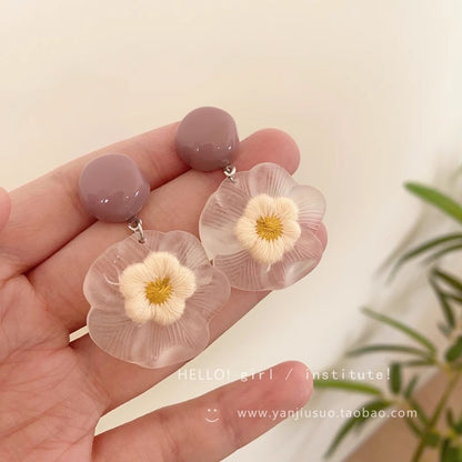 透明花朵誇張耳環