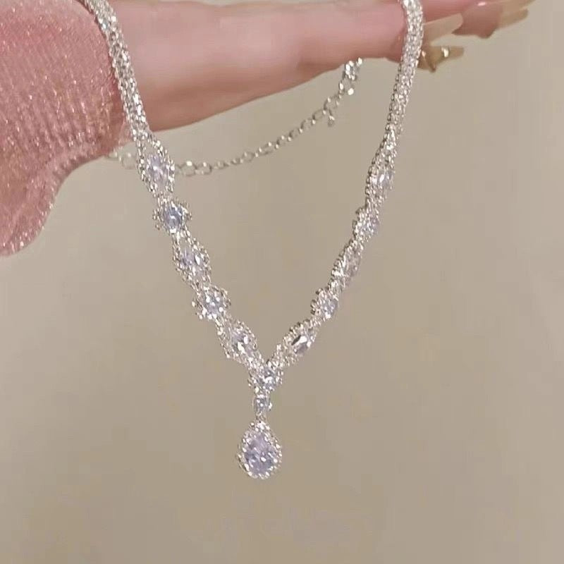 花朵墜飾復古項鍊－細節特寫26｜https://igowo.tw/