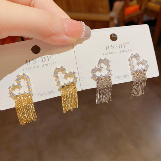 S925鋯石愛心流蘇耳墜－商品主圖｜https://igowo.tw/
