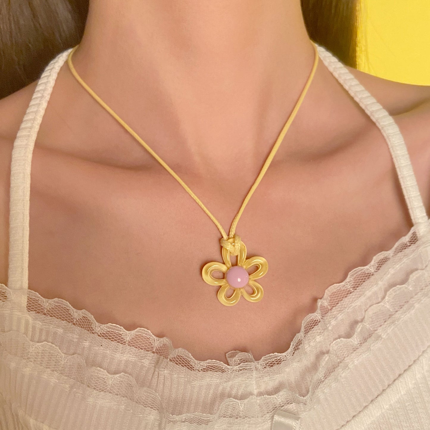 珍珠愛心交叉墜飾項鍊－細節特寫15｜https://igowo.tw/