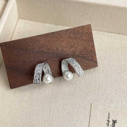 金色電鍍耳夾－鋯石蝴蝶款細節｜https://igowo.tw/
