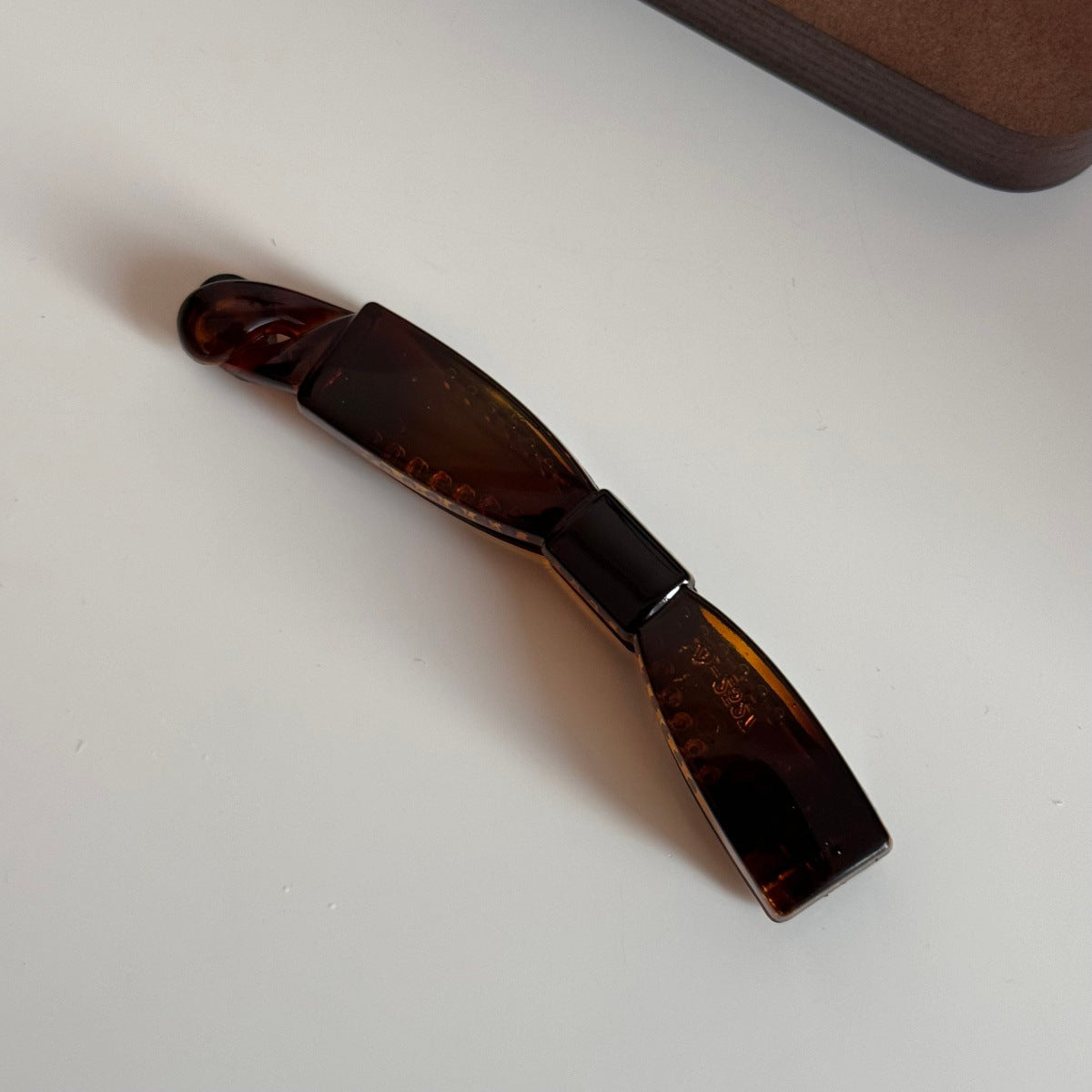 樹脂蝴蝶結簡約髮夾