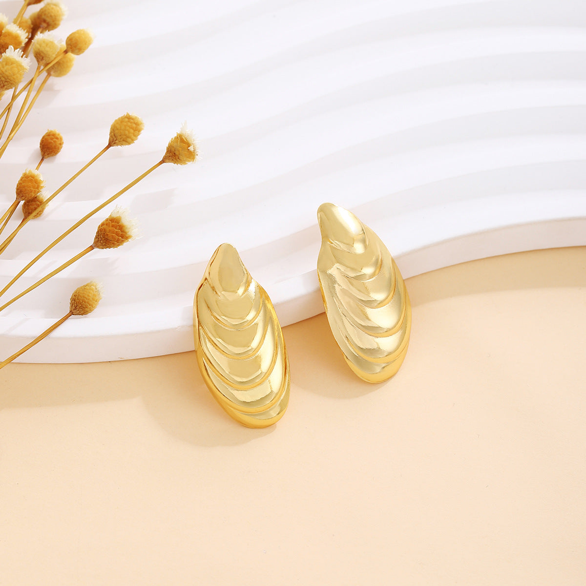 不鏽鋼愛心復古耳環－細節特寫10｜https://igowo.tw/