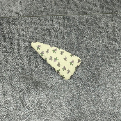 布面格紋碎花髮夾－格子款藏青系款細節｜https://igowo.tw/