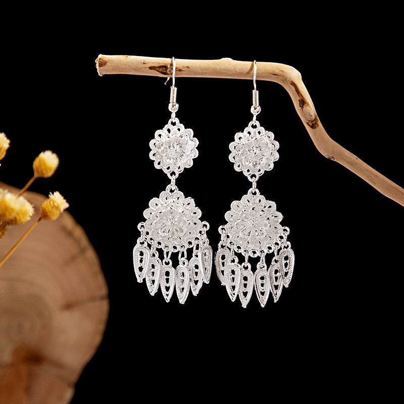 羽毛流蘇長版耳環－細節特寫63｜https://igowo.tw/