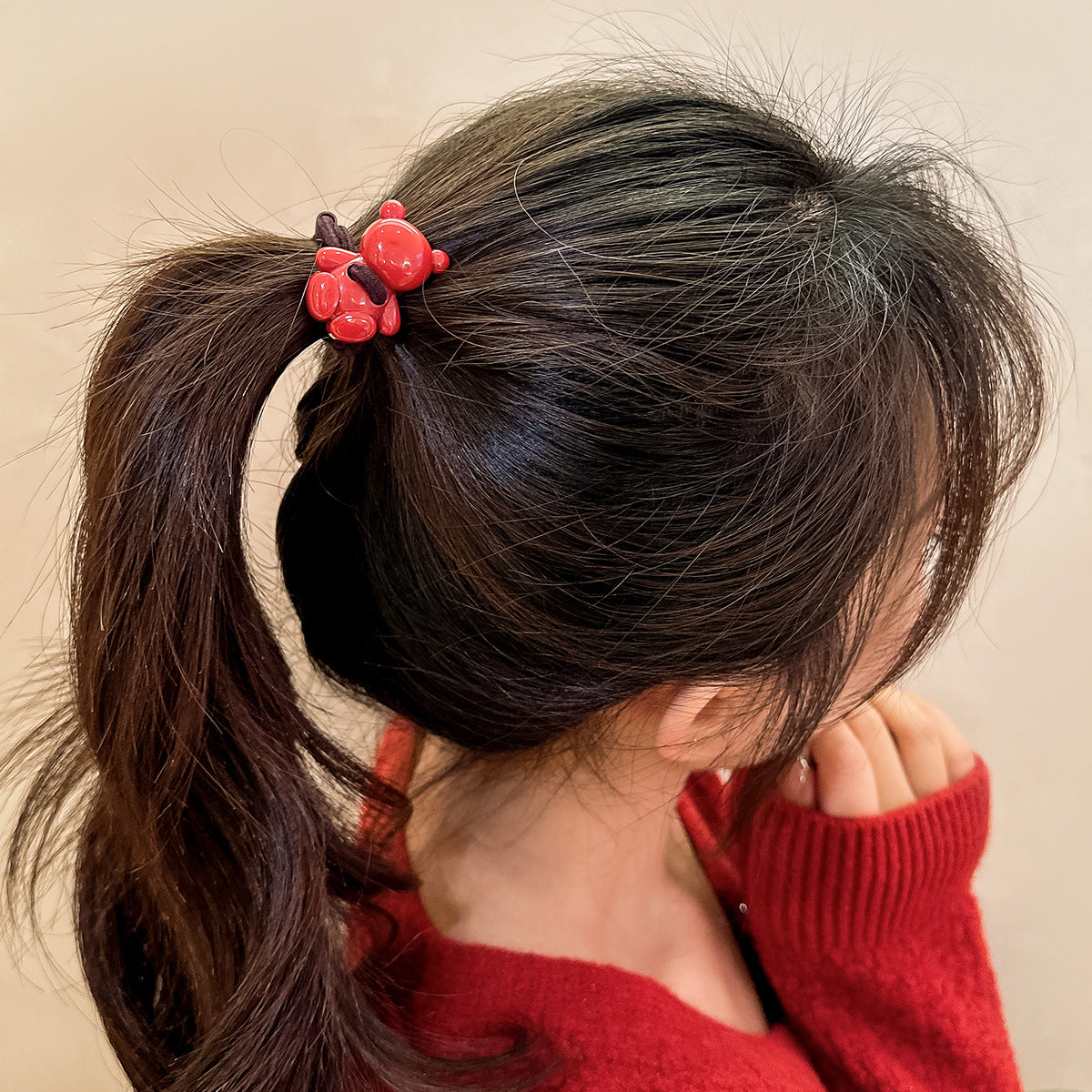 紅色愛心蝴蝶結髮圈－花朵款細節1｜https://igowo.tw/