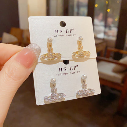 珍珠星球簡約耳墜－商品主圖｜https://igowo.tw/