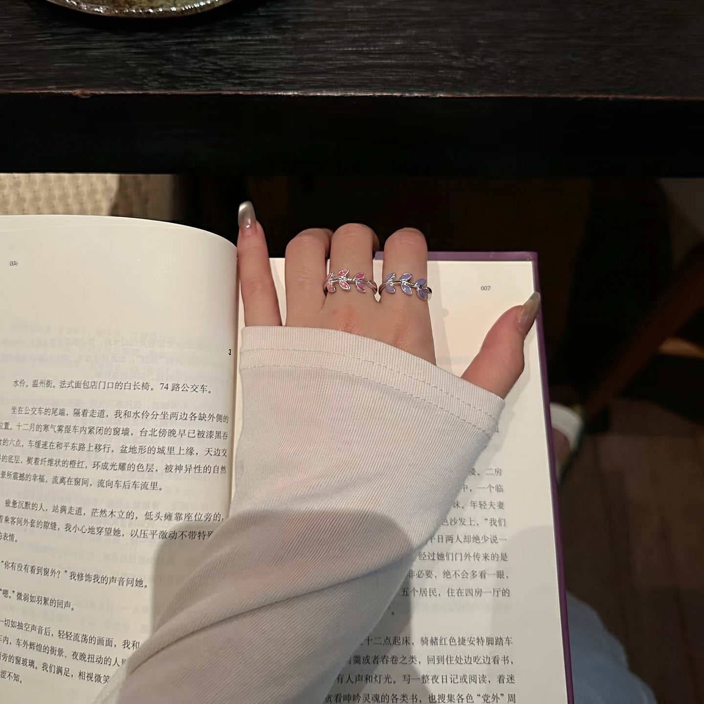 琺瑯扭紋雙層多層戒指－藍色款實拍｜https://igowo.tw/