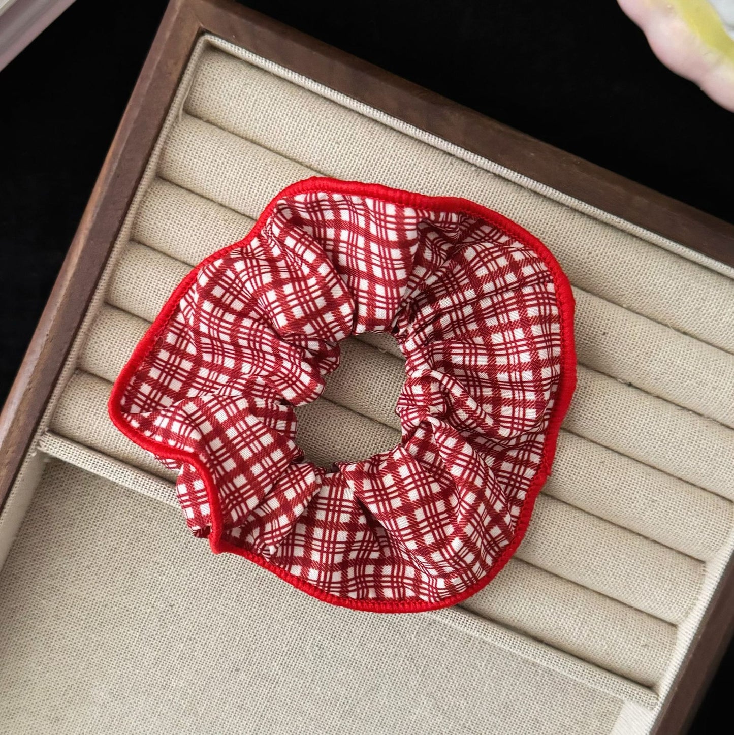 黑色大腸圈簡約髮圈