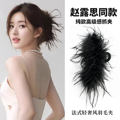 羽毛簡約鯊魚夾－商品主圖｜https://igowo.tw/